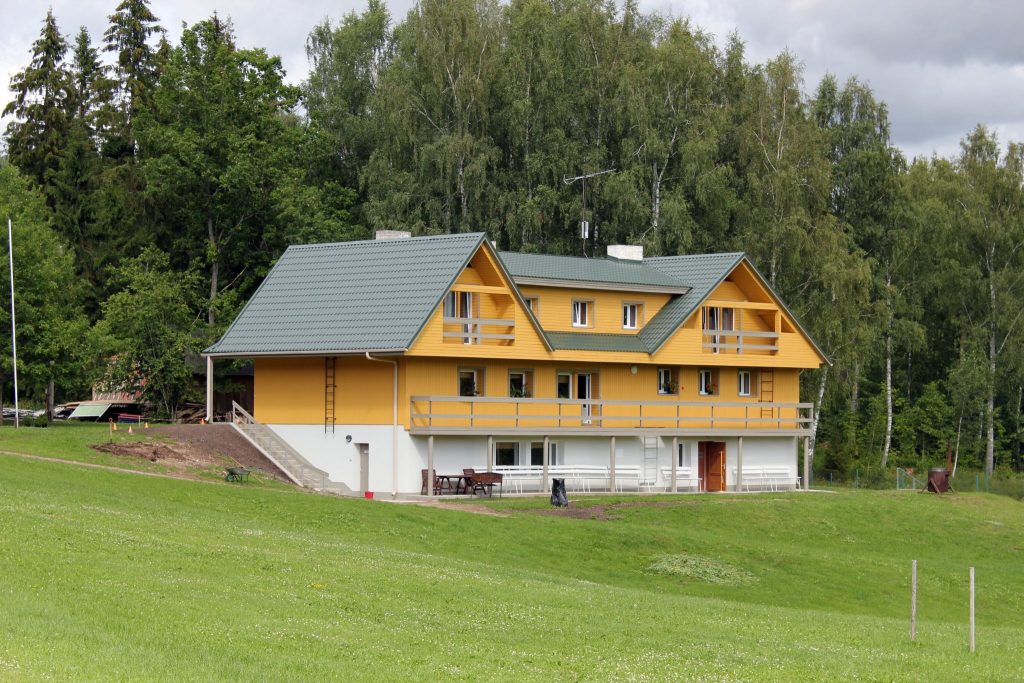 Avaleht - MÕEDAKU PUHKEKESKUS